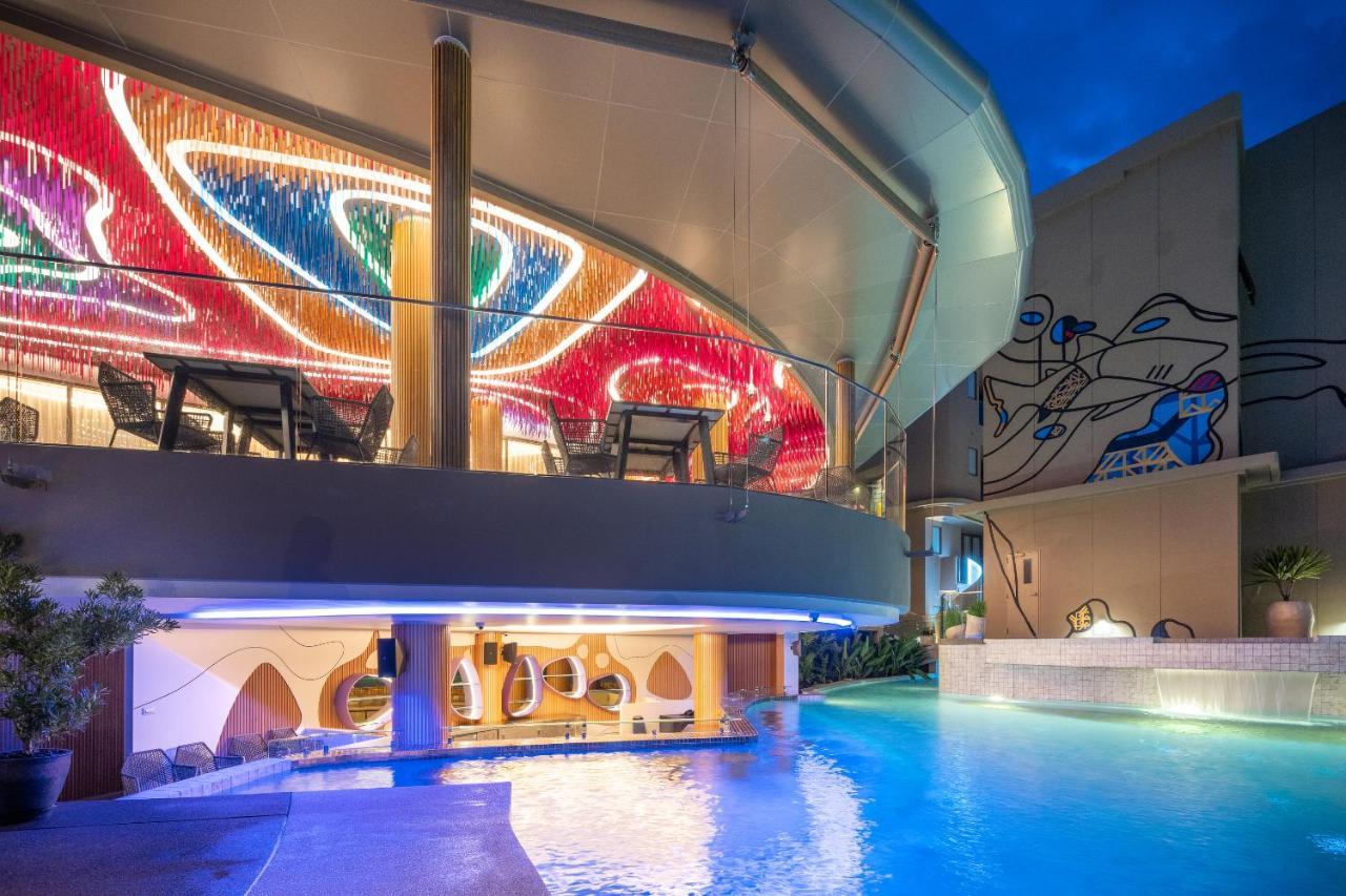 Metadee Elite Hotell Kata Beach  Exteriör bild